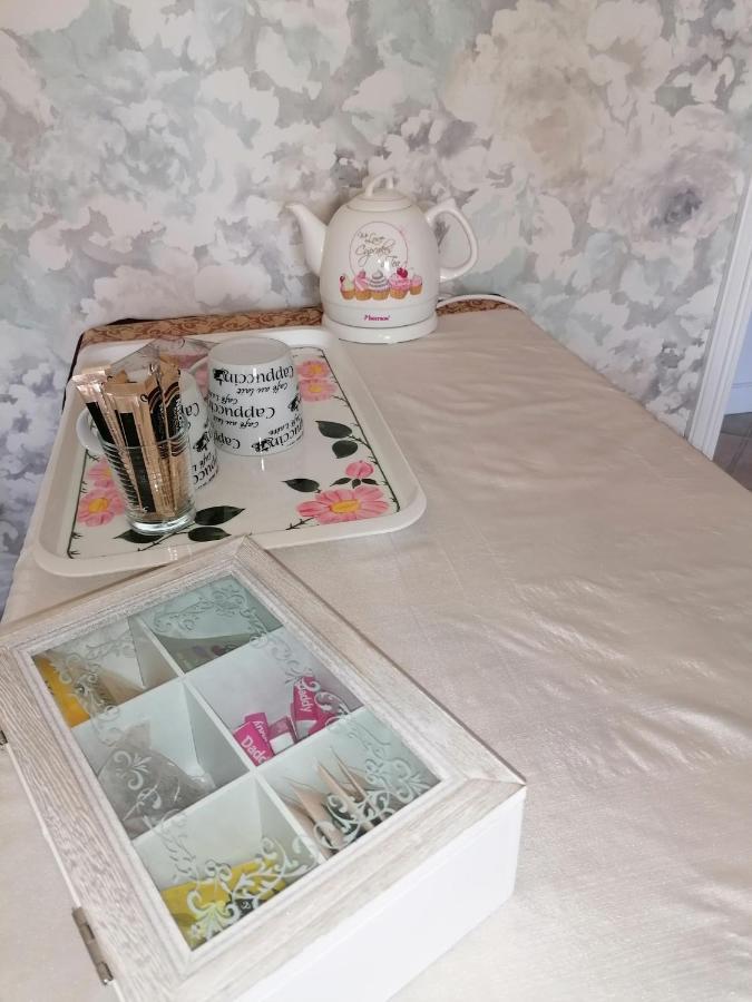 Chambre D'Hotes Esprit De Famille Landreville Ngoại thất bức ảnh