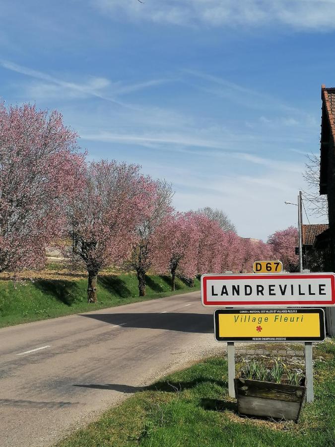 Chambre D'Hotes Esprit De Famille Landreville Ngoại thất bức ảnh