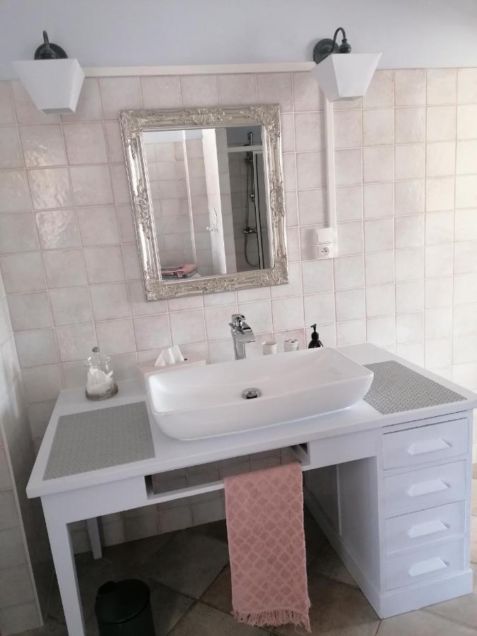 Chambre D'Hotes Esprit De Famille Landreville Ngoại thất bức ảnh